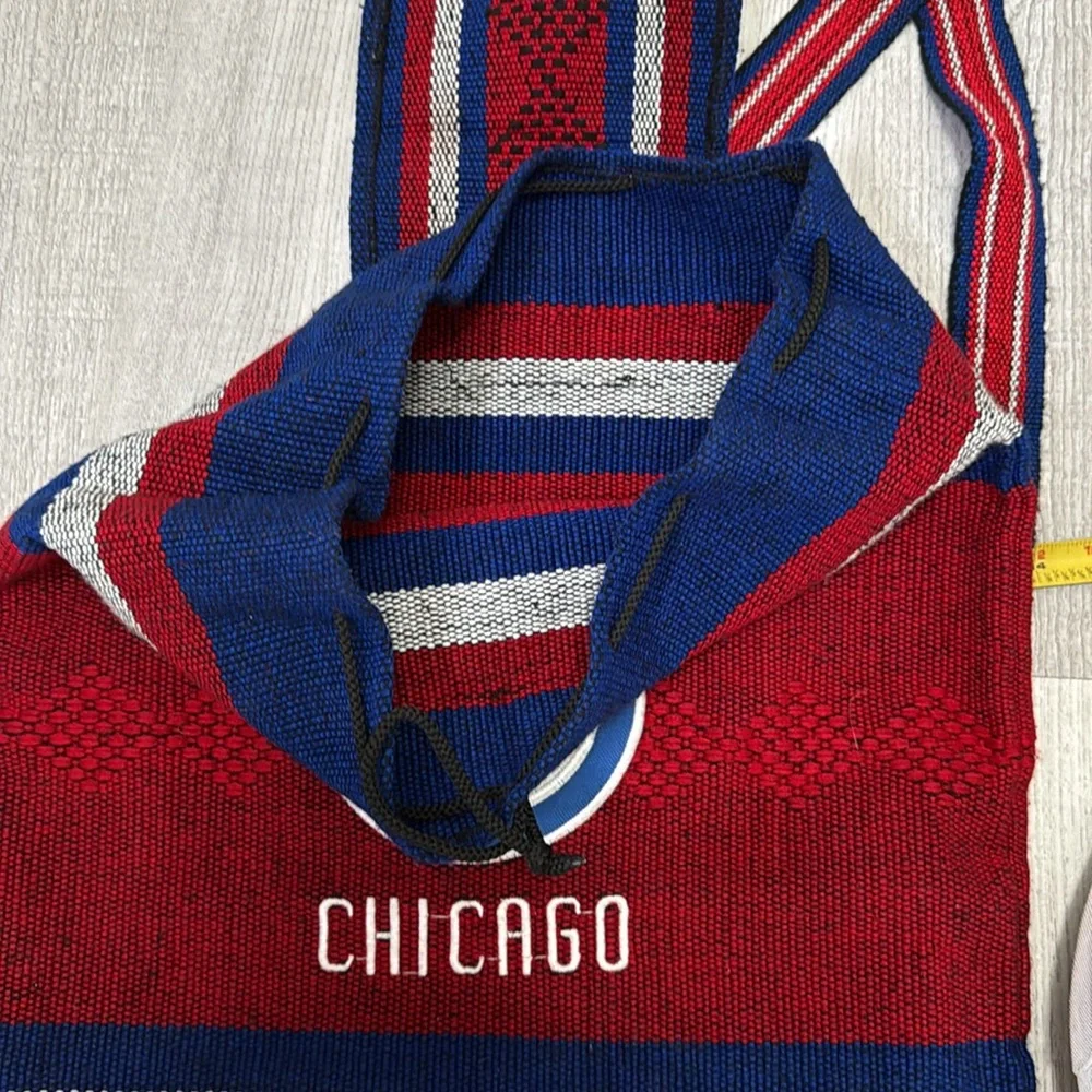 Colorful Striped Tote Bag with Chicago Cubs Design. B3